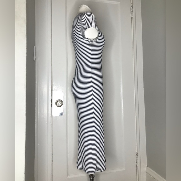 Club Monaco - White & Black Striped Midi T-Shirt Dress - Picture 2 of 7